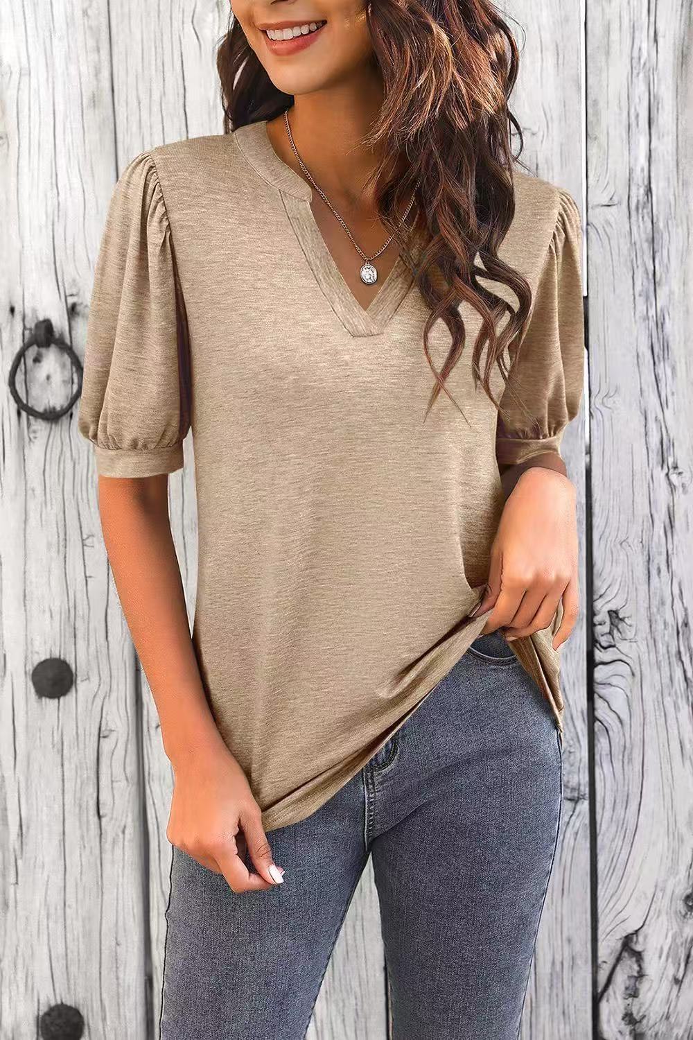 Women’s V-Neck Gathered Puff Short Sleeve Curved Hem Casual T-Shirt