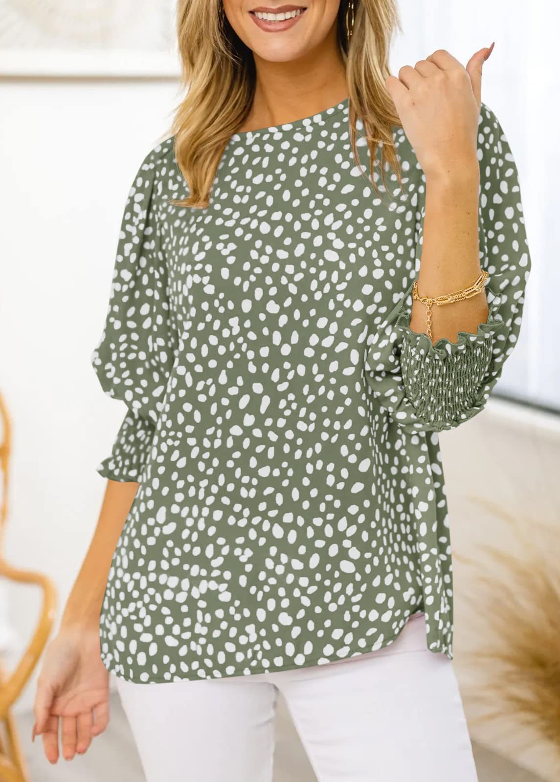 Women’s Round Neck Bubble 3/4 Sleeve Back Keyhole Ditsy Floral Print Blouse