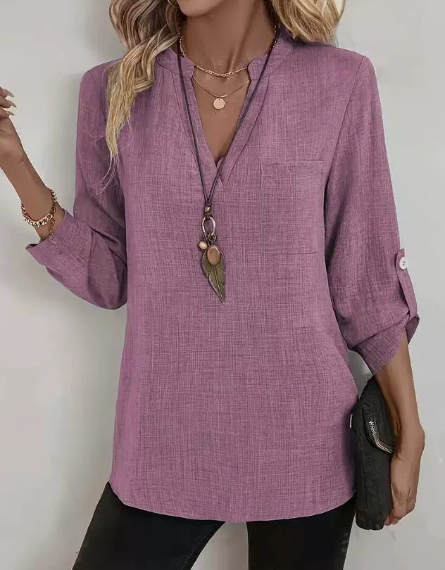 New loose-fitting plus-size V-neck solid color shirt