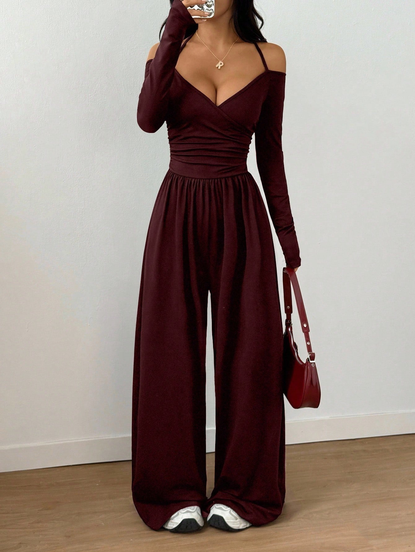 Women’s Cold Shoulder Spaghetti Strap Ruched V-Neck Long Sleeve Wide Leg Floor-Length
